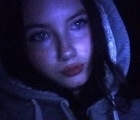 Rencontre Femme : Вика, 21 ans à Ukraine  Ромни